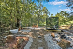 Outdoor Bath, Shower, Grilling Area, and Mirror Sauna