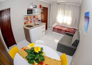 Ruokailu