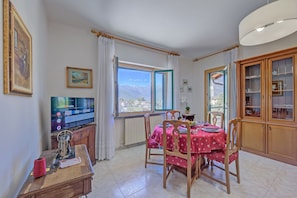 Living and dining room