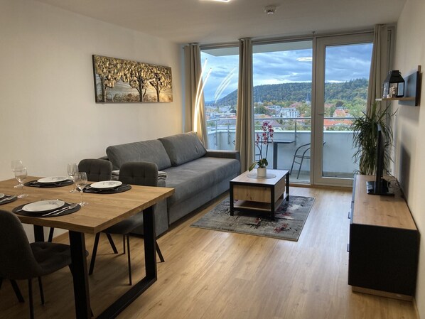 Ferienwohnung Alpenpanorama 56qm für max. 4 Personen-Wohnzimmer