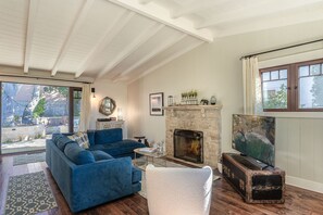 Living Room with Fireplace and HDTV