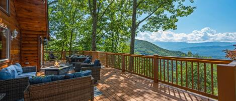 Upper Deck with Mountain Views
