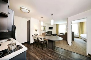 Kitchen. Exact unit will be assigned upon arrival. Views, colors, and decor may vary.