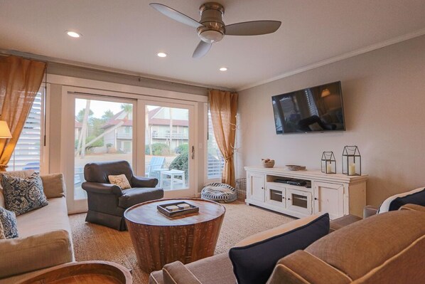 344 John Fripp Villa