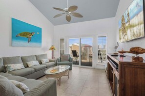 Spacious living area with vaulted ceilings