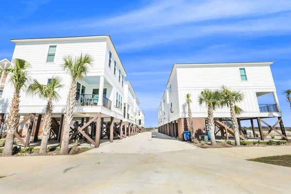 Entrance to Cottages at Dunes Park
