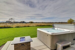 Patio | Private Hot Tub
