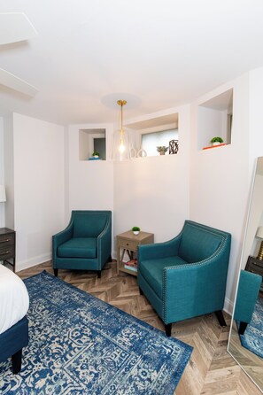 333EWashington_056