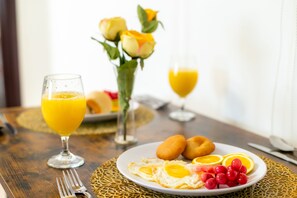 Breakfast meal