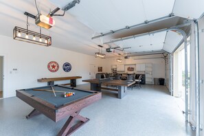 Game Room - Walker Luxury Vacation Rentals