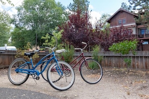 Bikes for two at Lave Hideaway