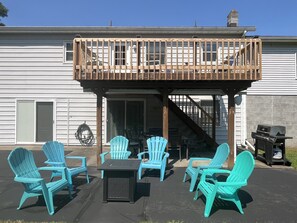 Rear lawn at Ruth's Creekside