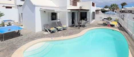 Modern Puerto Del Carmen Villa | Heated Private Pool | Pool Table | Villa Maria Carmen | Matagorda Beach