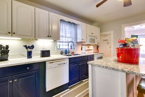 Kitchen | Coffee Maker | Dishwasher | Toaster | Cooking Utensils