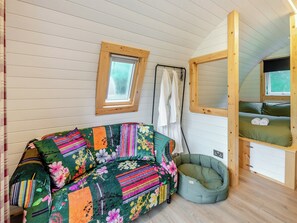 Open plan living space | Barn Owl - Cow & Plough, Oadby