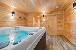 Communal Hot tub