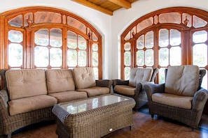 Welcome to our enchanting 16th-century Catalan farmhouse