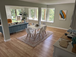 A cozy dining and living room