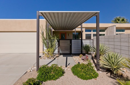 Mid century modern covered walkway