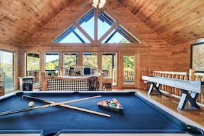 Spielezimmer