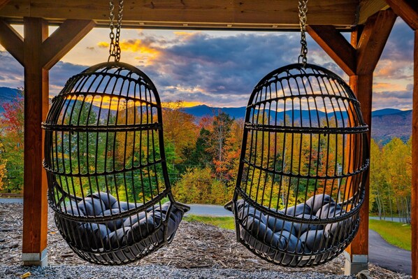 Enjoy the cage swings while taking in the picturesque views!