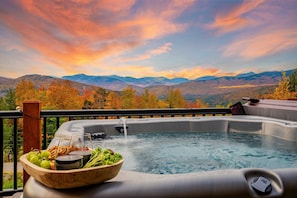 Wind down at the end of the day in the hot tub with views!