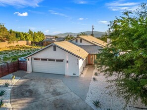 Rather Be Designer Casa: Pool+Spa Mural, Game Room, Desert Hot Springs by Rather Be Properties