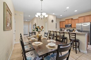 Dining Room/Kitchen