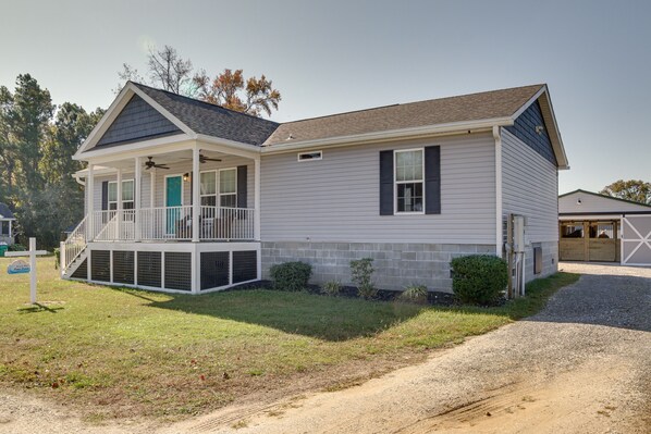 Chincoteague Vacation Rental | 2BR | 2BA | Stairs Required | 1,600 Sq Ft