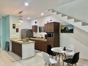 Kitchen & Nook