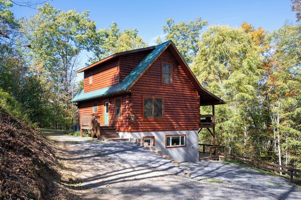 House #1 - Fox's Den 4BR/3BA