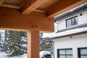 Yksityiskohta ulkoa