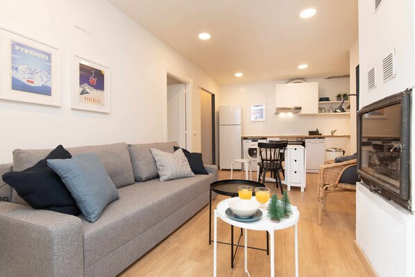 Kitchen or kitchenette,Living room