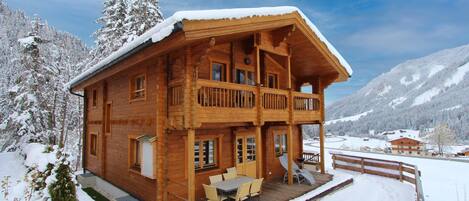 Holiday Home Exterior [winter]