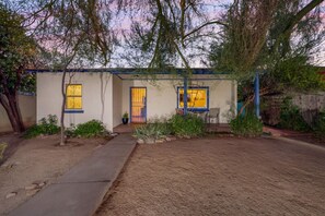 Cute home in Central Tucson