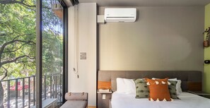 El mobiliario, la decoración y los servicios pueden variar ligeramente.