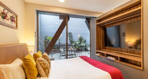 El mobiliario, la decoración y los servicios pueden variar ligeramente