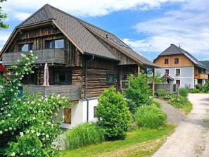 Urlaub im Stall- Familiengenossenschaft