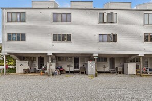 ,Back Elevation,