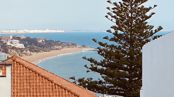 Apartment for 6 people in the center of Albufeira near the beach