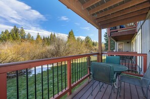SWP Hi Country Haus 1803 Private deck