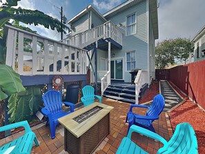 Courtyard - Firepit