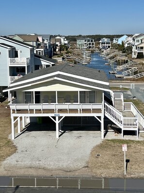 Front of House with view Canal