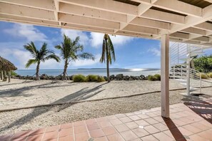 oceanfront vacation house in key largo with beach access