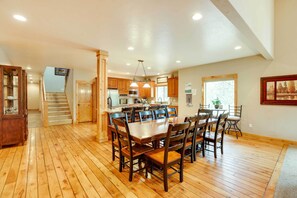 Dining Area | 4,685 Sq Ft