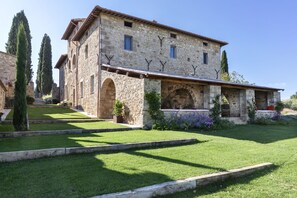 Building Exterior, Garden