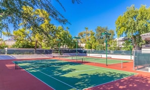 Tennis COurts