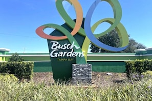 Just 3 miles to Busch Gardens, take an Uber and save on parking!