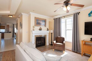 Living Area-107E Broad Marsh-Ocean City