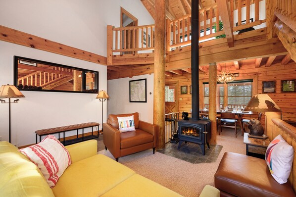 SWP 980 Mulligan Mile living area